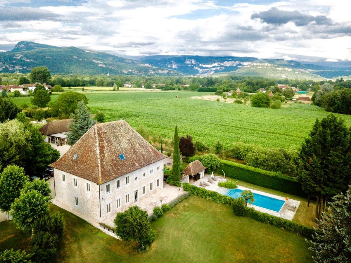 Bed and Breakfast Domaine Du Manoir Les Avenières Exteriér fotografie